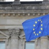 Frankreich und Deutschland sollten sich zusammenschließen Europa Fahne