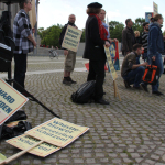 Demo Snowden vor Untersuchungsausschuss