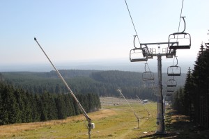 1-21 Sessellift Schneise im Wald Wurmberg
