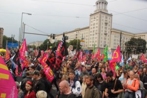 ceta-demo-berlin-zug