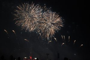 feuerwerk-gold