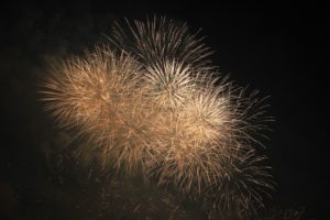 feuerwerk-pryonale-2016-goldregen