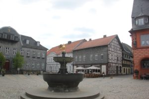 Marktplatz und Brunnen Goslar