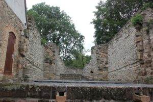 Empore Ostseite Apsis Klosterkirchenruine Memleben