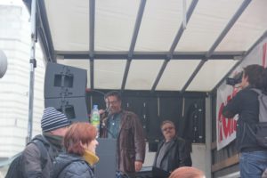 Aufstehen Kundgebung Liedermacher