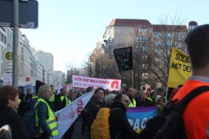 Aufstehen Demo 16-Februar-2019 Berlin Demonstrationszug 8