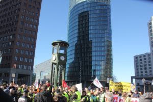 Aufstehen Demo 16-Februar-2019 Berlin Potsdamer Platz 16