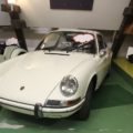 These: Grimmigschauende Autos und das bedrückende Gefühl