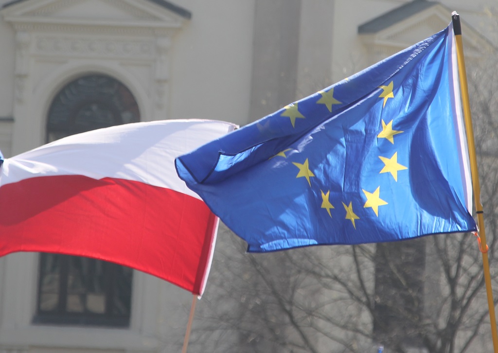 Flaggen EU Polen