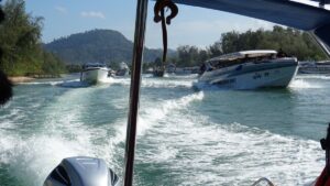 Speedboat Armada 4-Island-Tour